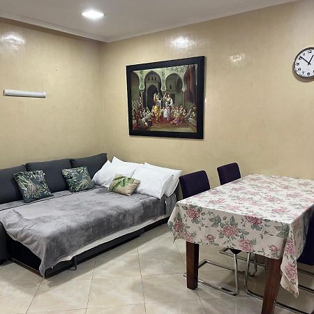 Appartement Elegant Et Climatise Au Centre Avec Terrasse - Proche Plage Et Attractions ! Ταγγέρη Εξωτερικό φωτογραφία