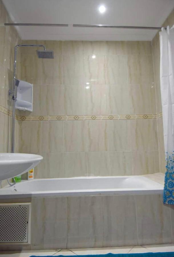 Appartement Elegant Et Climatise Au Centre Avec Terrasse - Proche Plage Et Attractions ! Ταγγέρη Εξωτερικό φωτογραφία